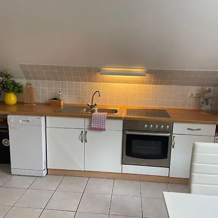 Grosses 2 Zi-dg In Gruener Idylle! Bliestorf