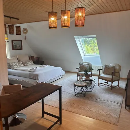 Neu 2 Zi-dg Luxus In Gruener Idylle! Apartman *