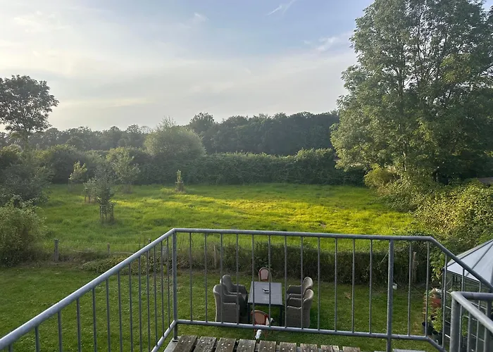 Neu 2 Zi-dg Luxus In Gruener Idylle! *